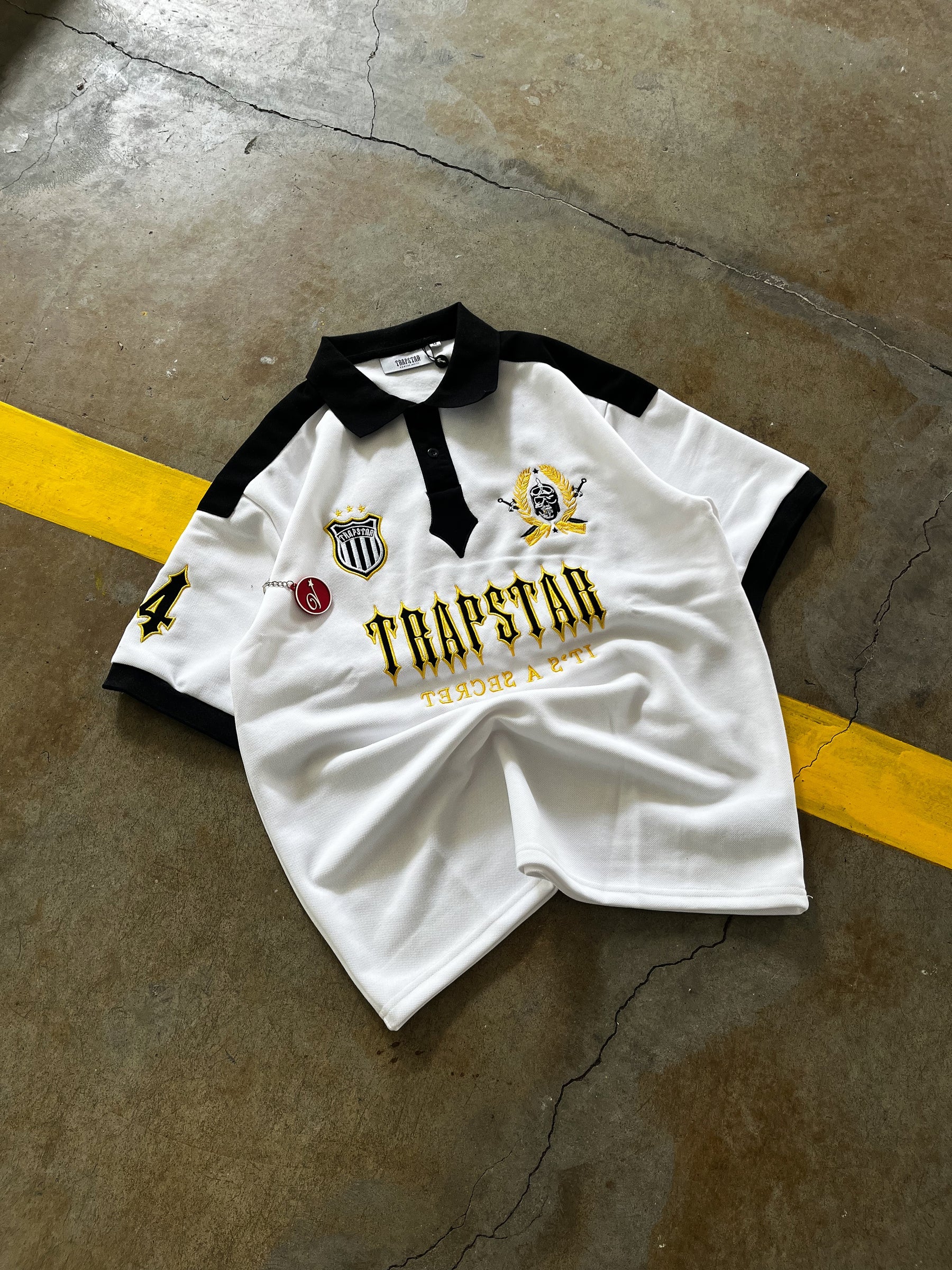 Trapstar Embroided Polo shirt WHITE - MEDIUM