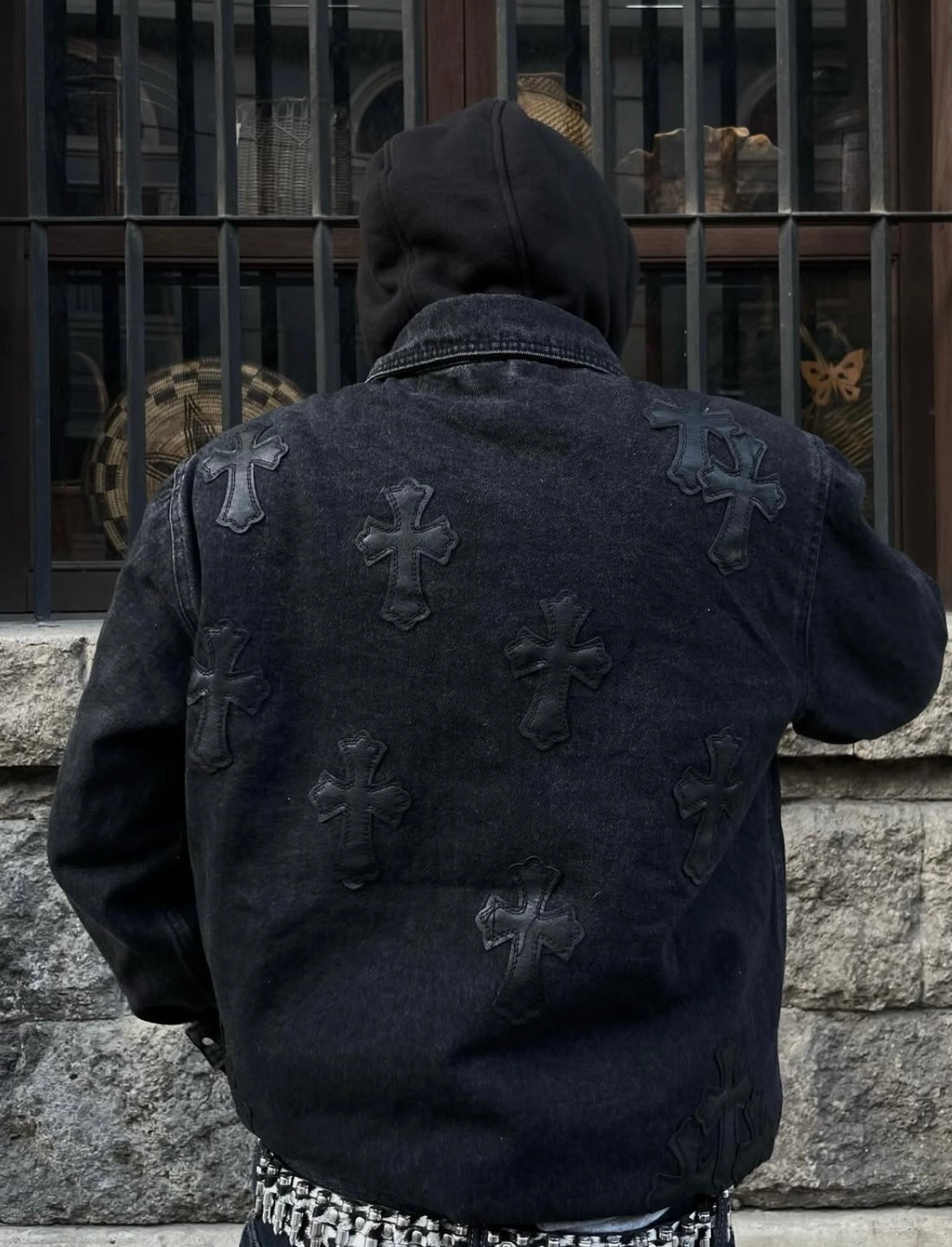 CH denim jacket in black