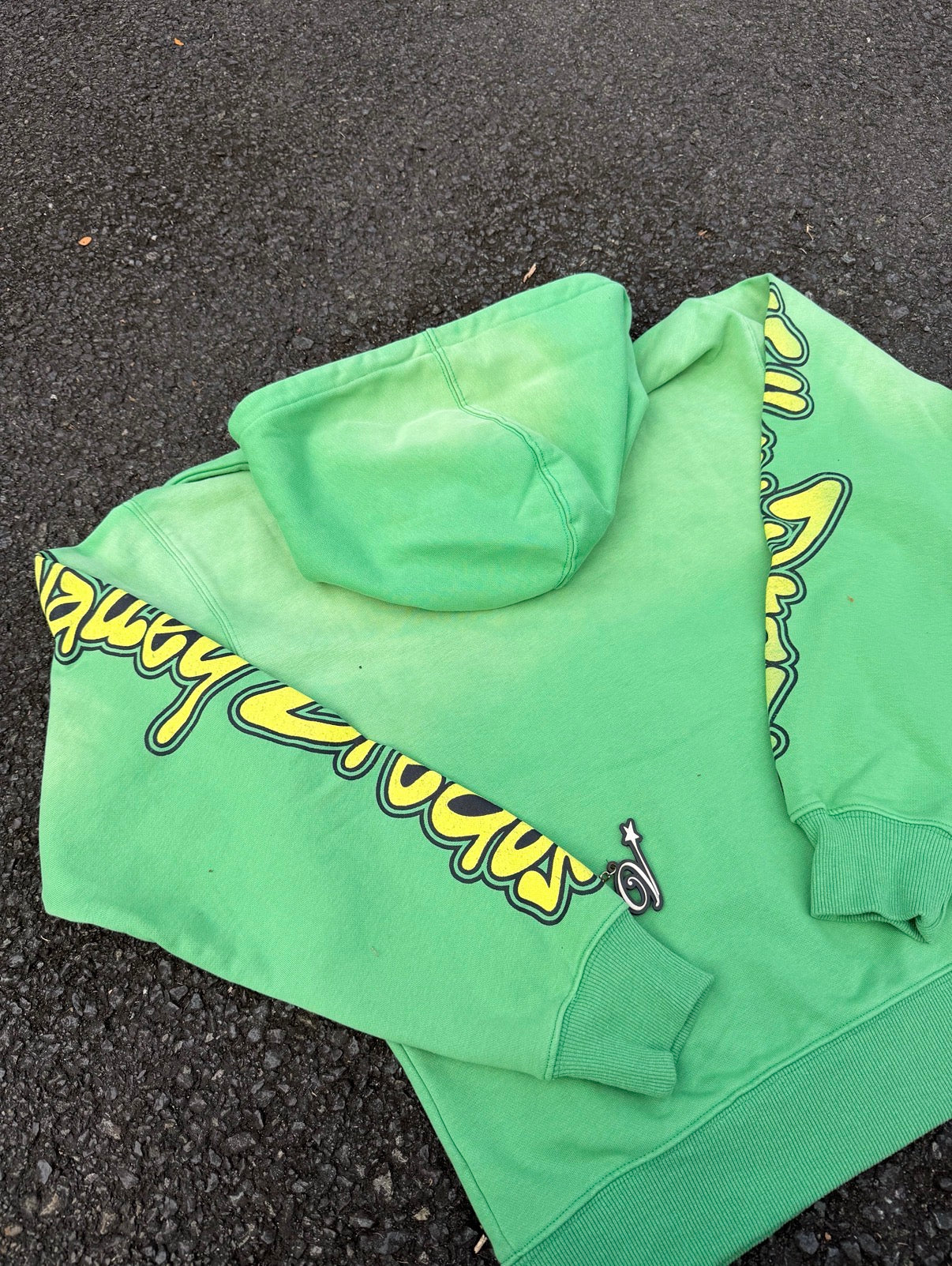 Valley Dreams Forever Taz Full Zip Hoodie - MEDIUM