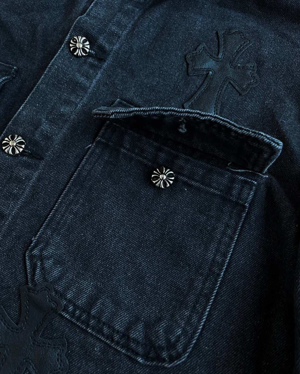 CH denim jacket in black