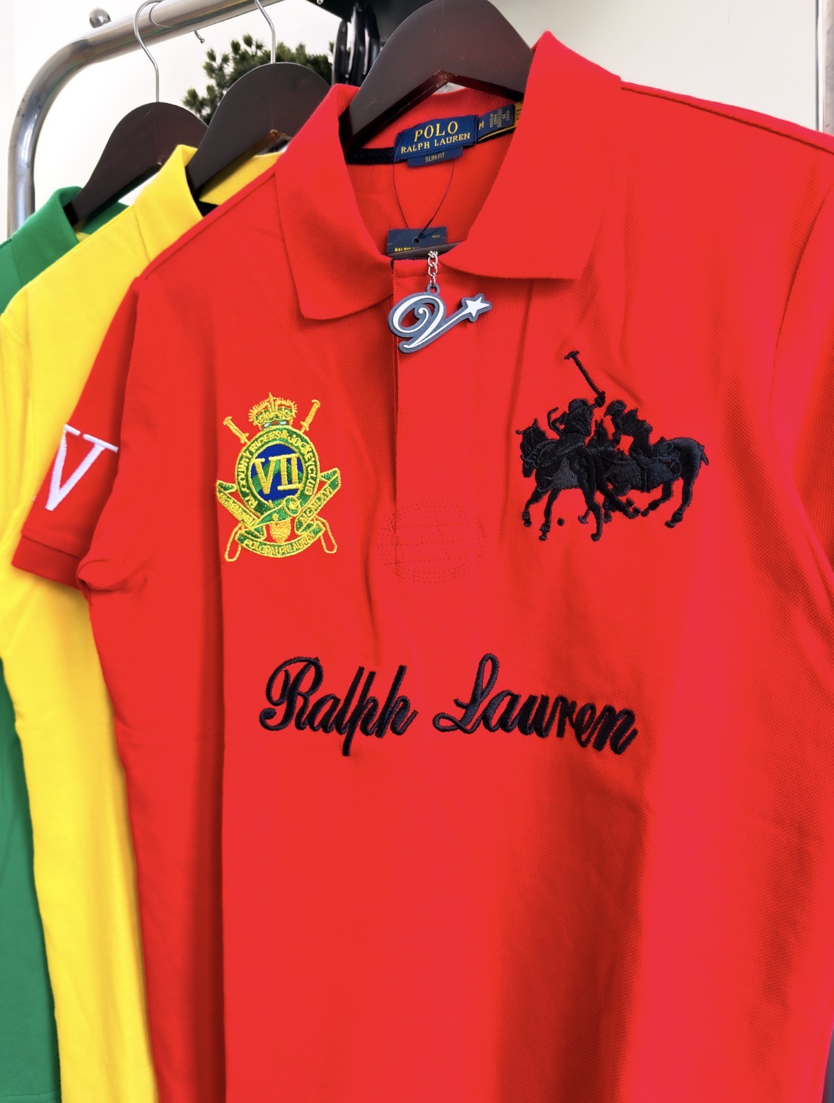 Ralph Lauren Distinctive Crest Polo Shirt RED MEDIUM  - ON HAND
