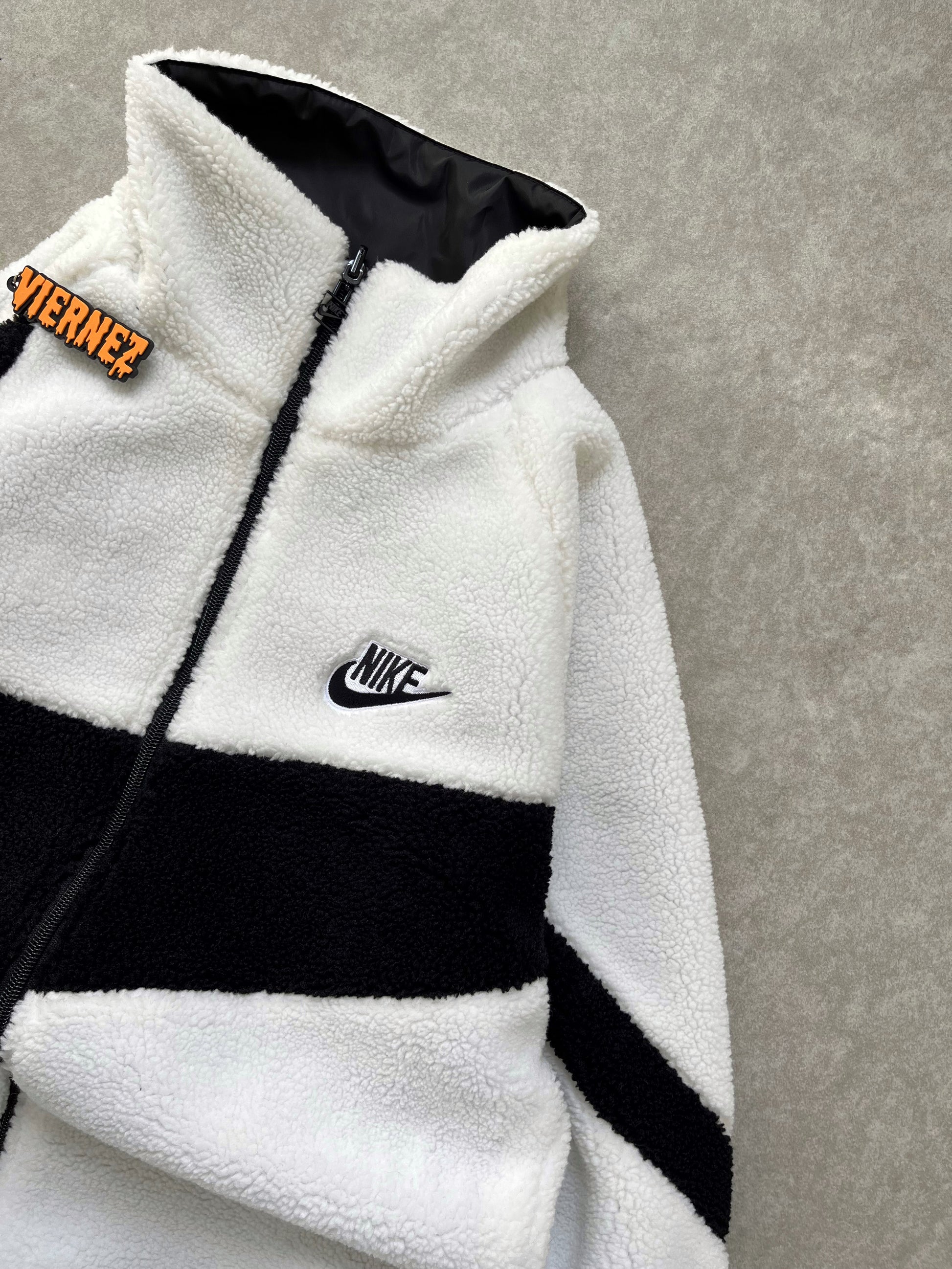 Nike swoosh fleece reversible jacket in polar white
