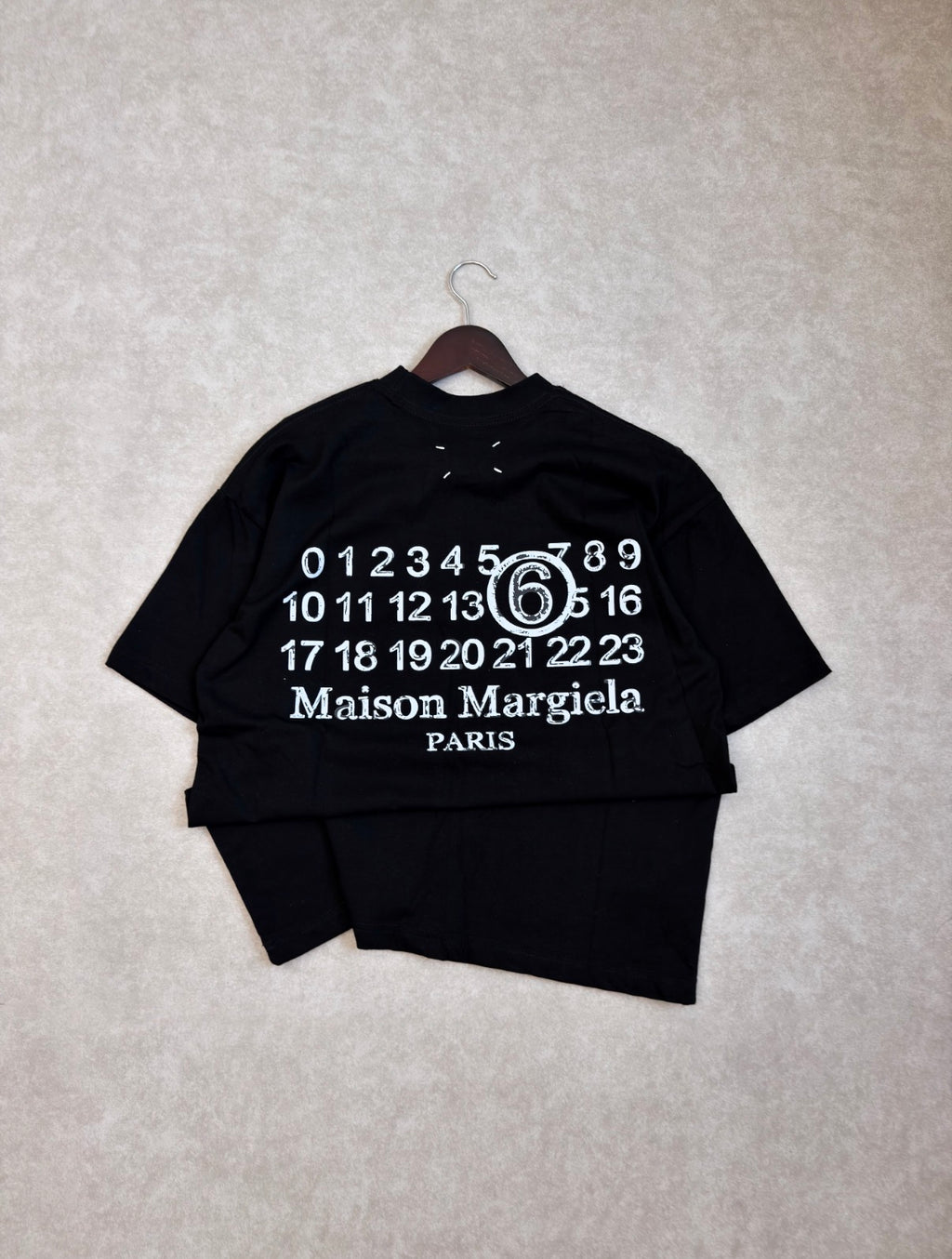 Maison Margiela Signature Box Tee BLACK MEDIUM - ON HAND