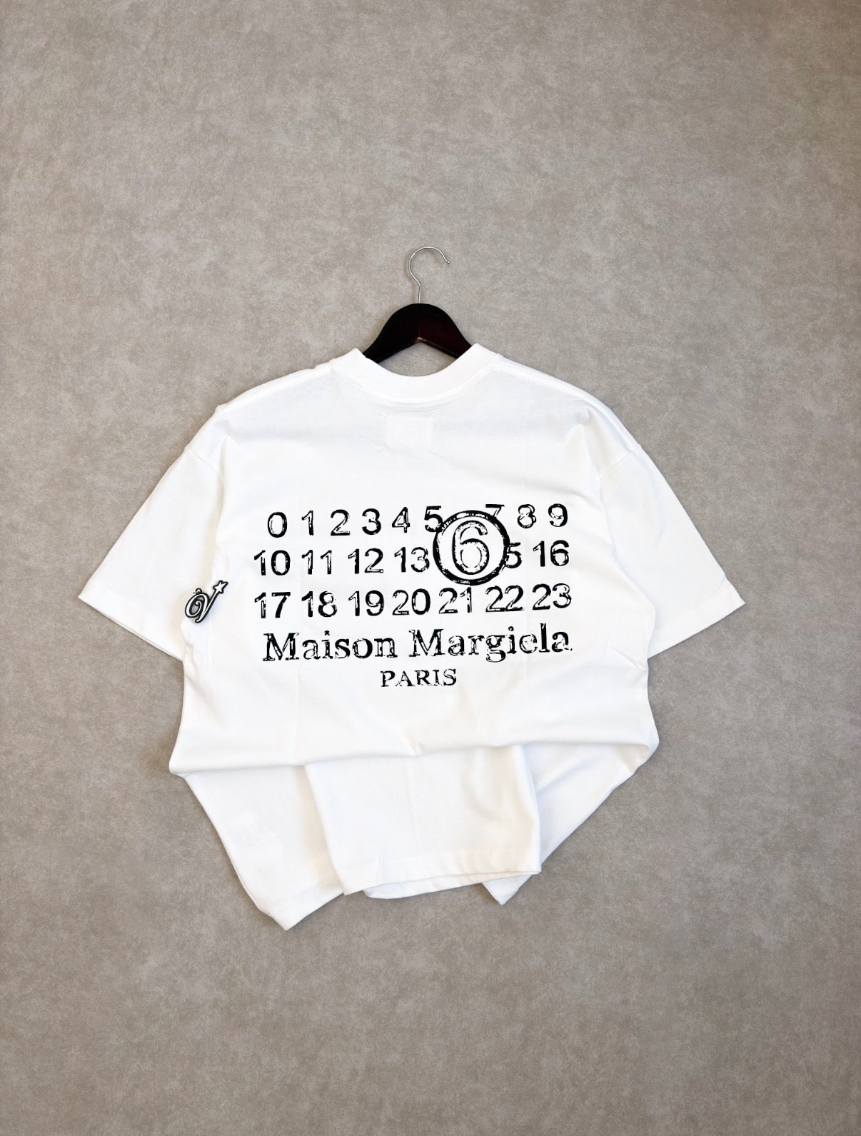 Maison Margiela Signature Box Tee WHITE MEDIUM - ON HAND