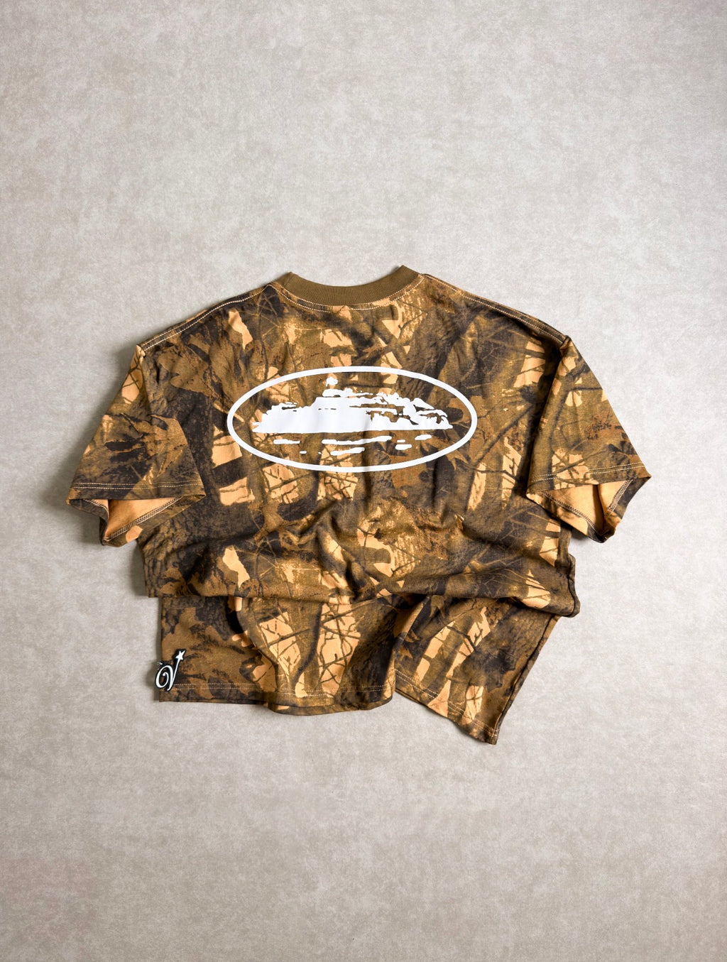 Corteiz Island Tee - MEDIUM (On hand)