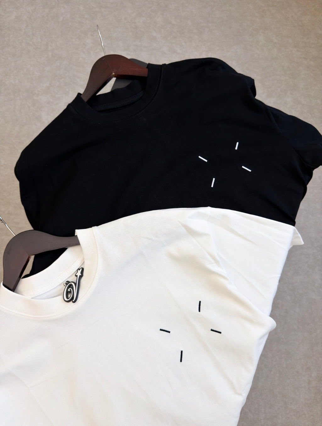 Maison Margiela Signature Box Tee BLACK MEDIUM - ON HAND
