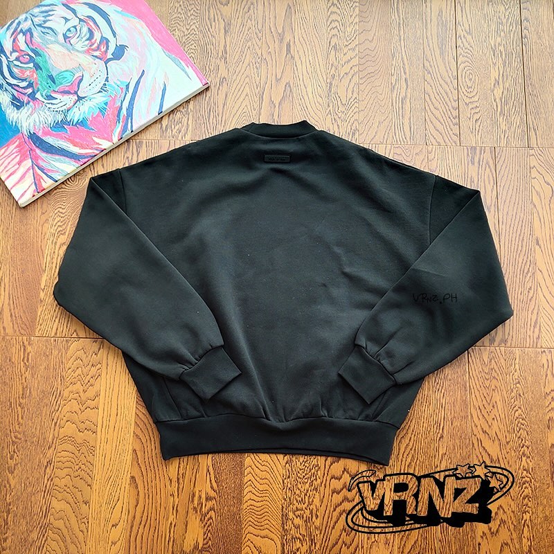 Essentials FW23 Black sweater