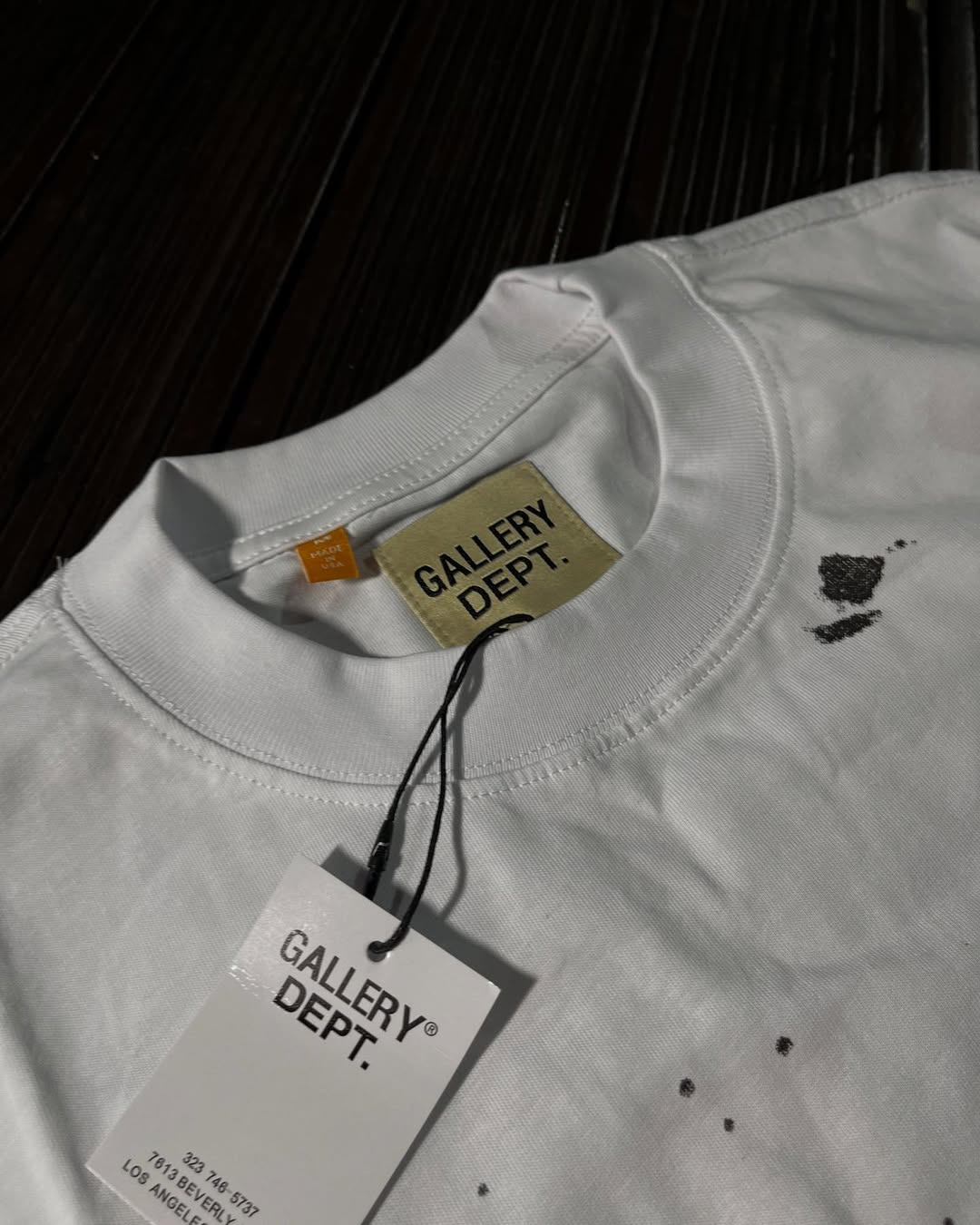 Gallery dept. splattered tee