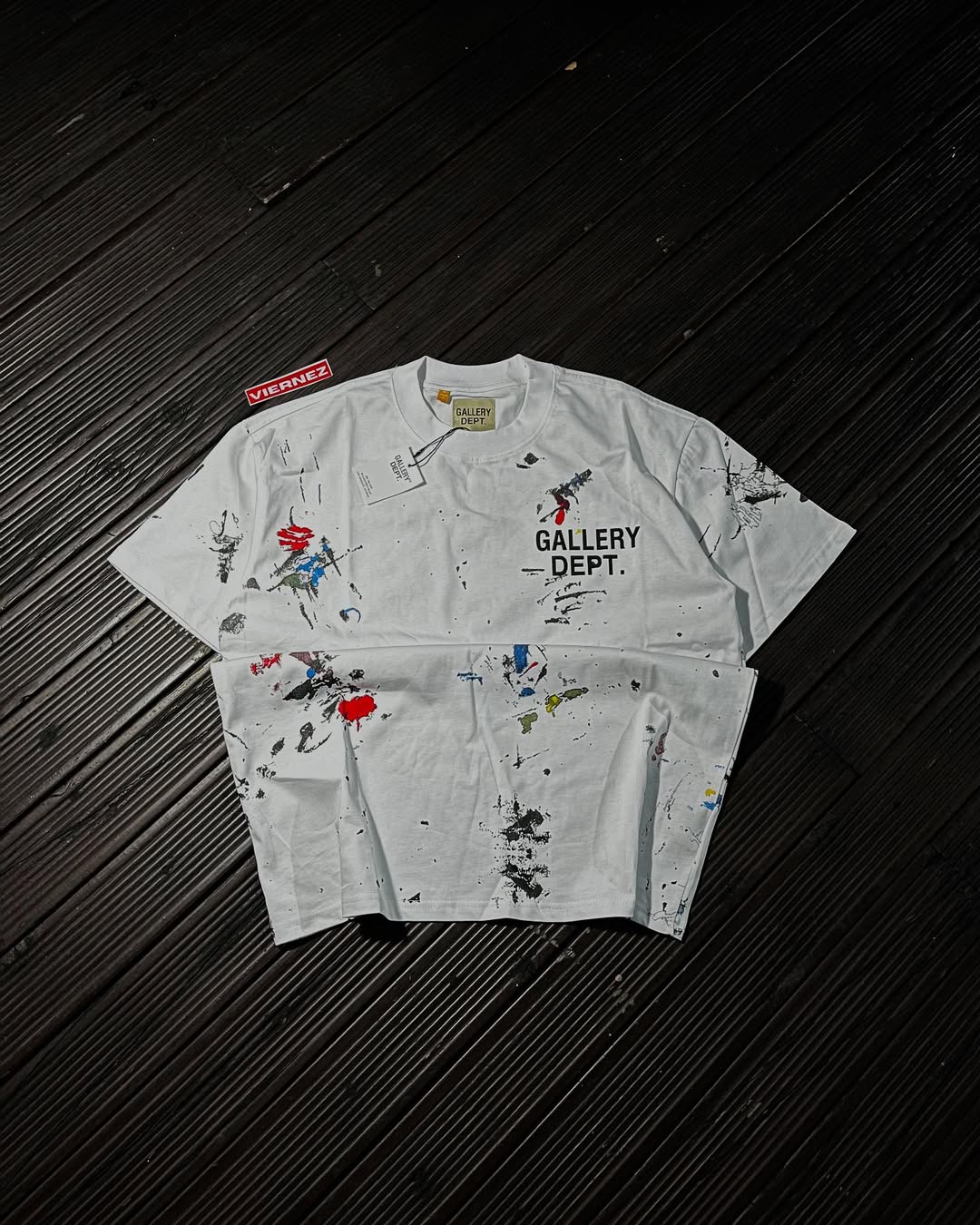 Gallery dept. splattered tee