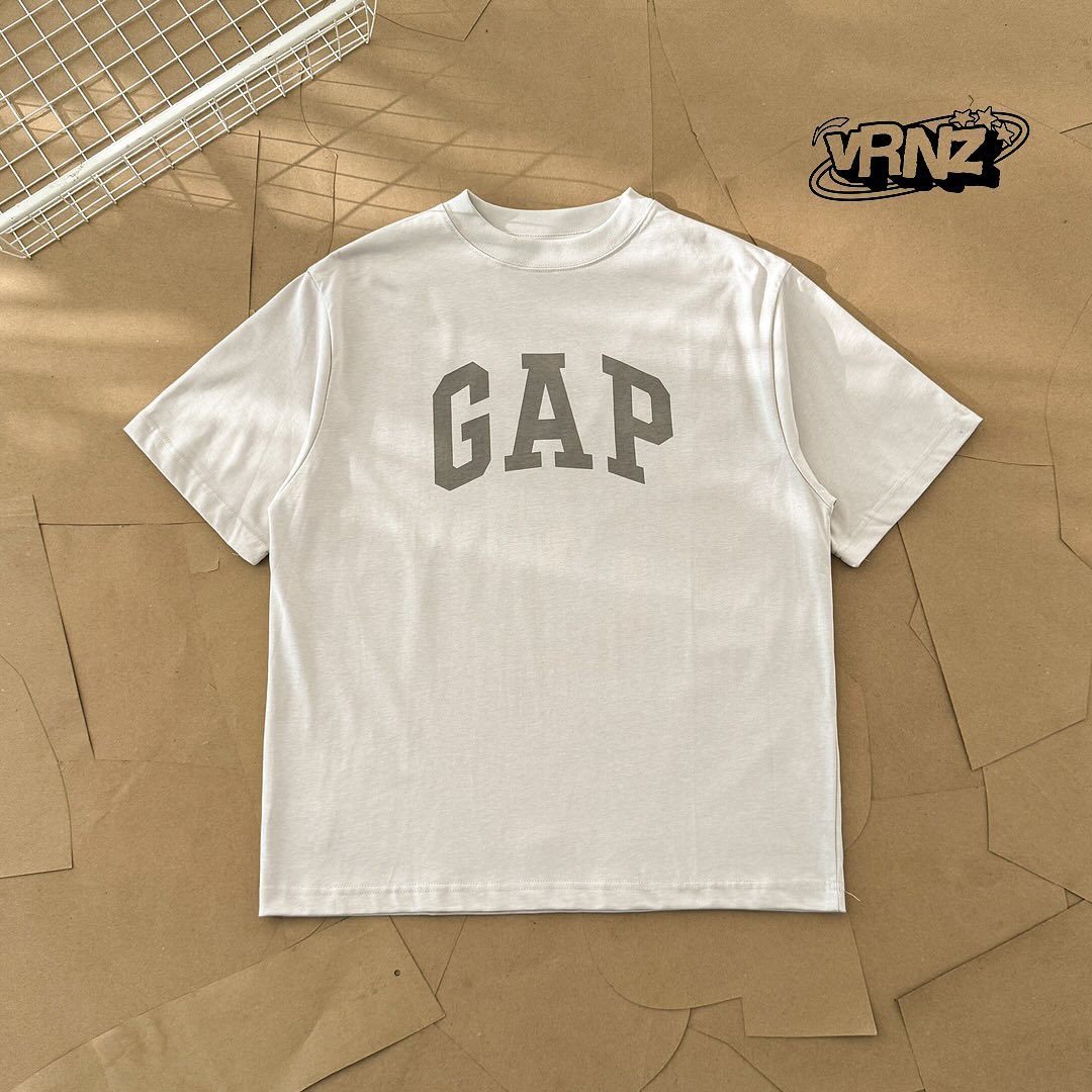 YZY Gap dove tee