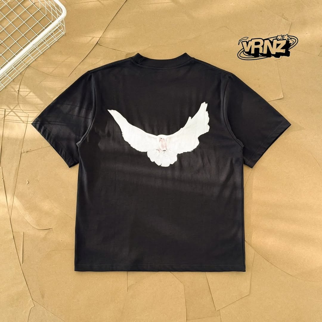 YZY Gap dove tee