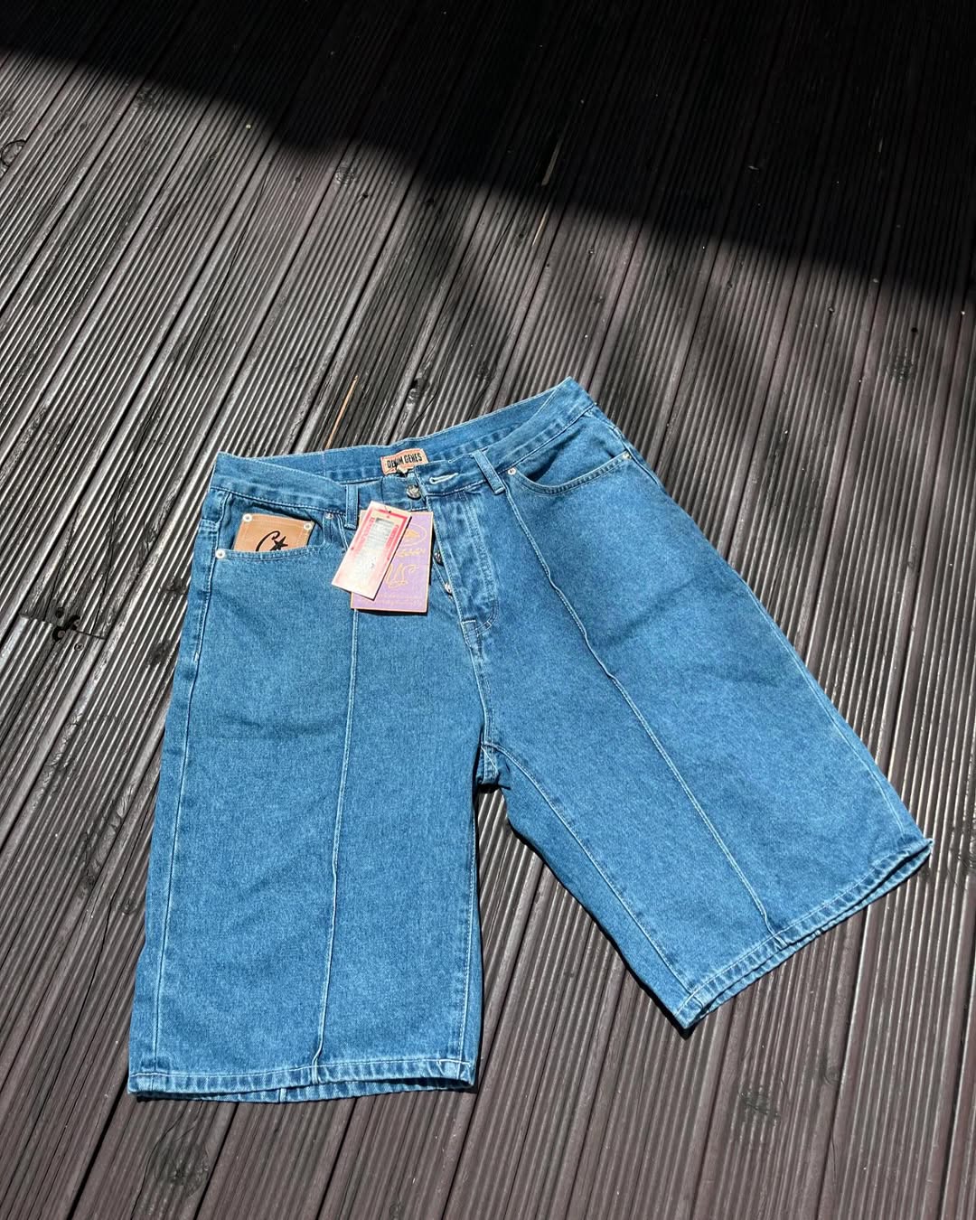 Corteiz wide leg jorts