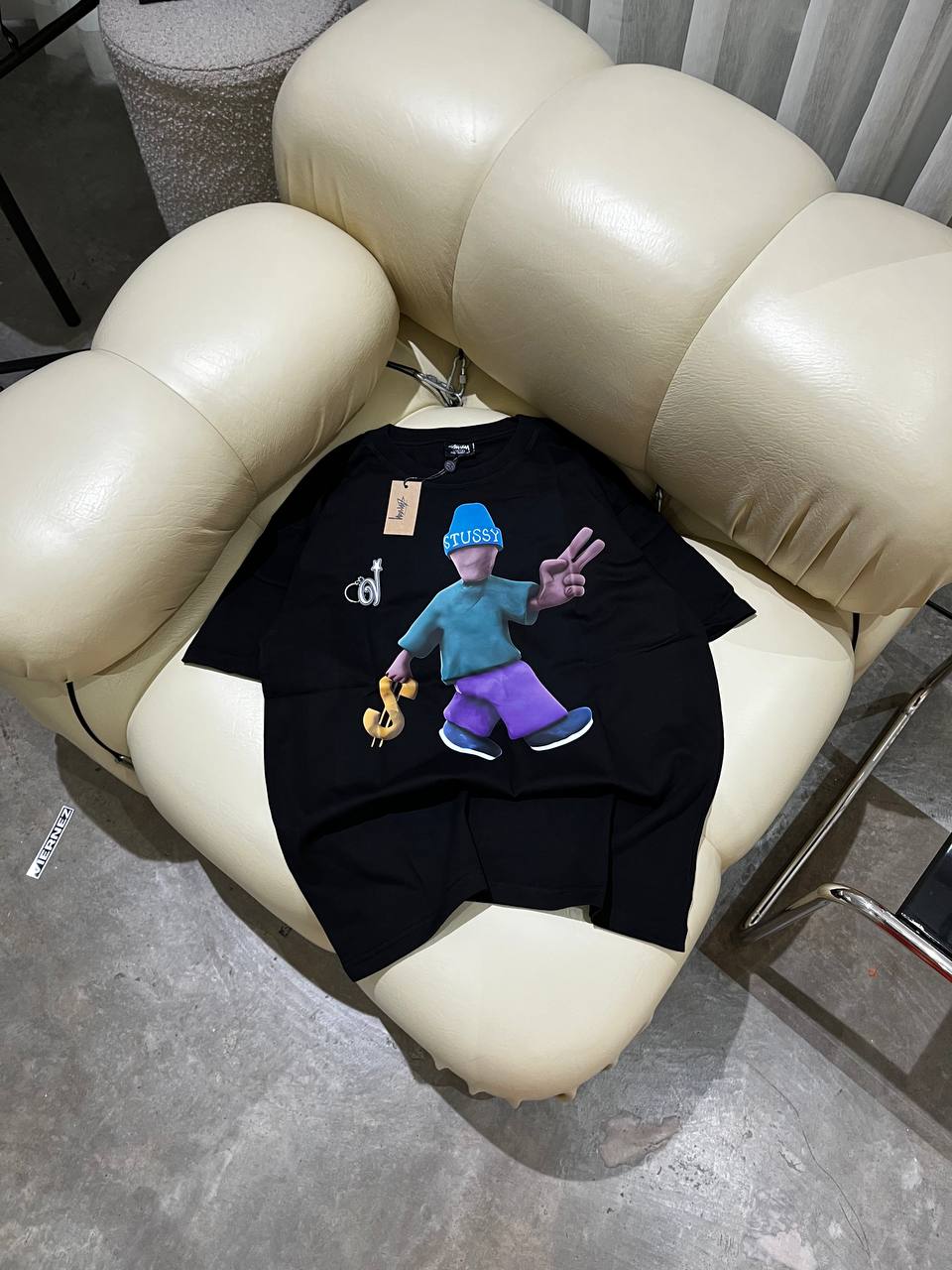 STUSSY PEACE AND PROSPERITY TEE