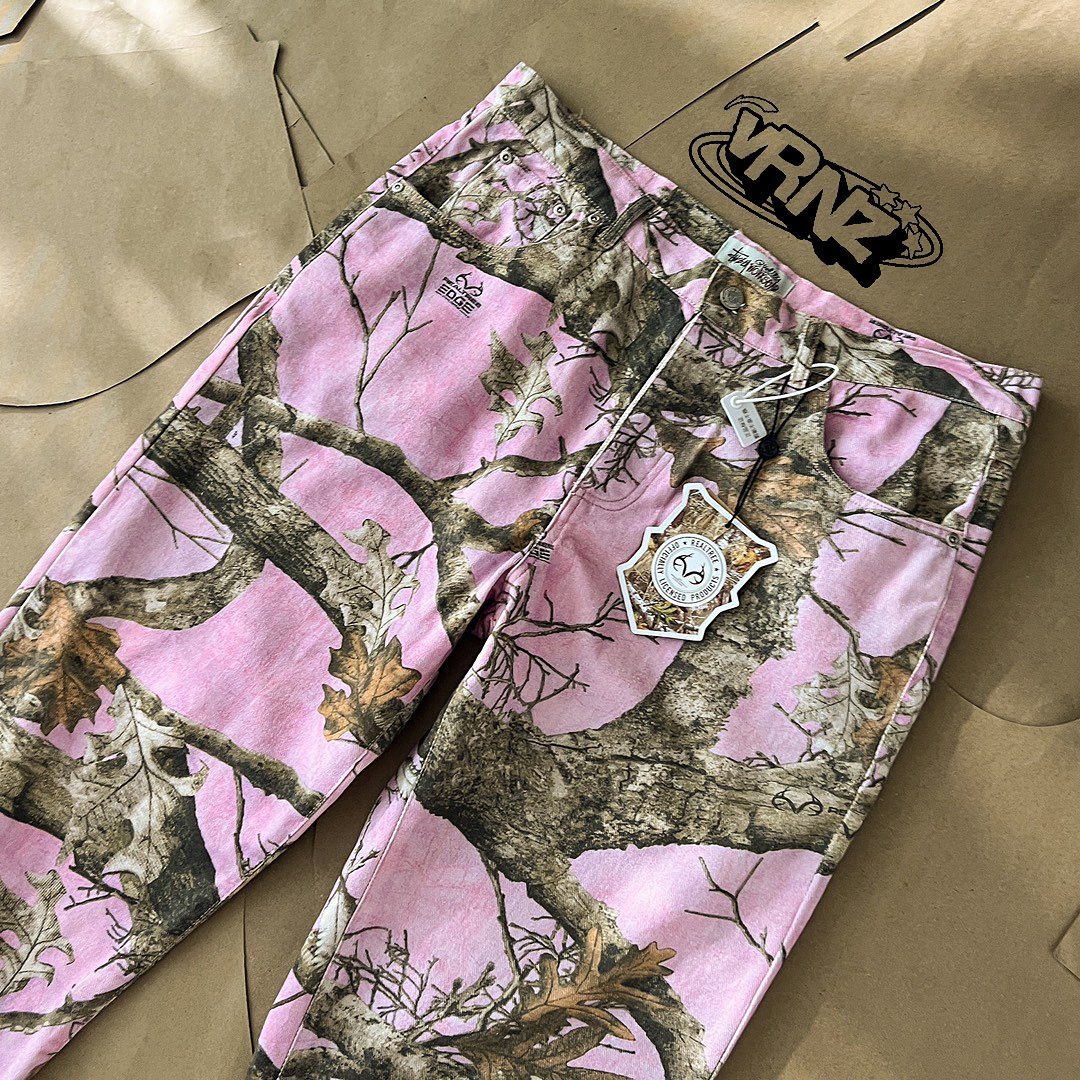 Stussy Real Tree Pants in Pink